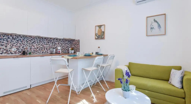 Апартаменты Cosy & renovated 2BD flat near Vitoshka