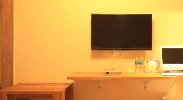 Orange Hotel