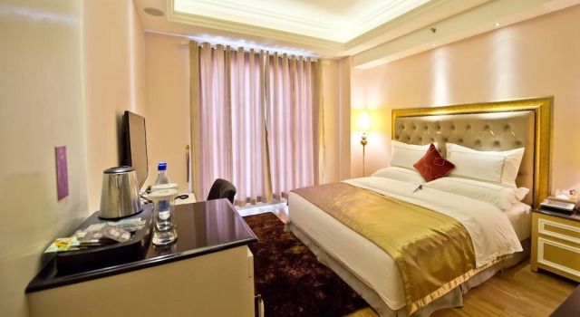 Одноместный номер Standard The Royal Pinnacle Hotel