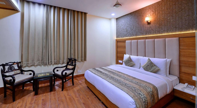 Номер Executive Grand Hridey One Minute From Railway Station