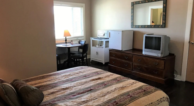 Beachcomber Inn, Réserver Maison d'hôtes Conesus États-Unis