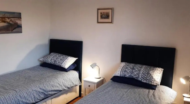 Prime Town Center, Modern, 2 Bedroom Apartment,Free Private Parking, WiFi, 예약 아파트 헬런즈버그 Gare Loch