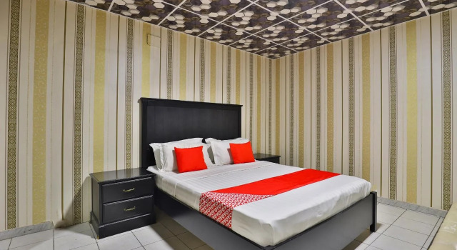 Al Nabares Palace Hotel