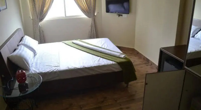 Manar Luxury Serviced Apartment, Забронировать Апартаменты/квартира Отели Хайдарабада с завтраком, рядом с Район Масаб-Танк, Завтраки