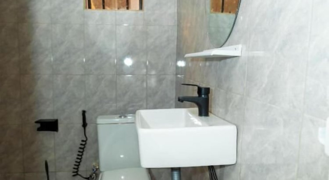 Standard Twin room with balcony Msafiri Haven