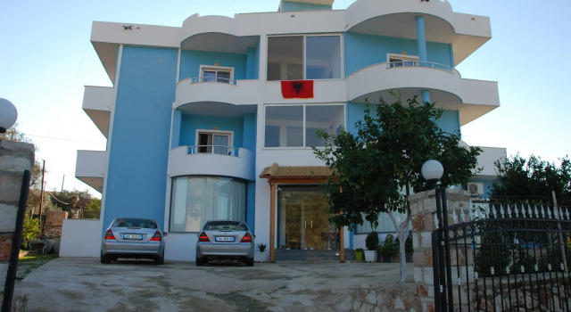 Villa Blue
