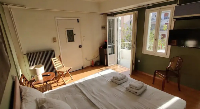 Апартаменты Cosy 1BR Apt With Balcony in Vibrant Exarcheia
