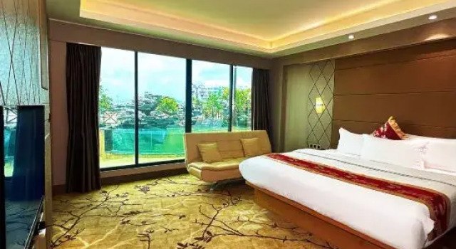 Люкс Jinpin Feicui Hotel (Pingzhou Yuqijie Subway Station Branch Pingnan)