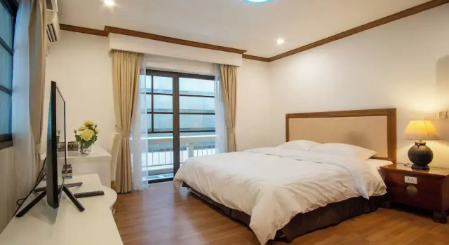 Семейный люкс Oriental Palace Apartments Hanoi