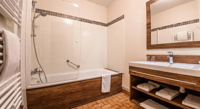 Номер Comfort Hôtel Le Christania