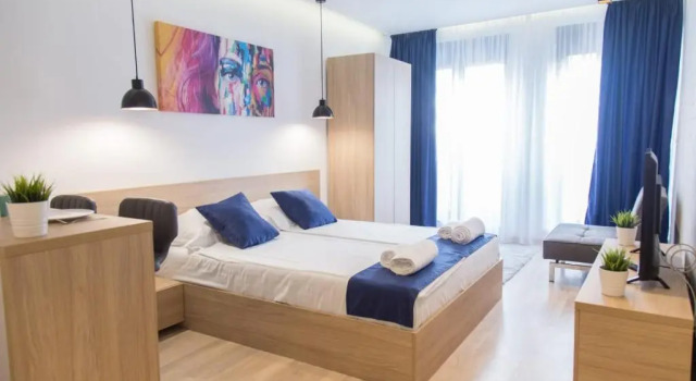 Номер Standard Empire Luxury Apartments