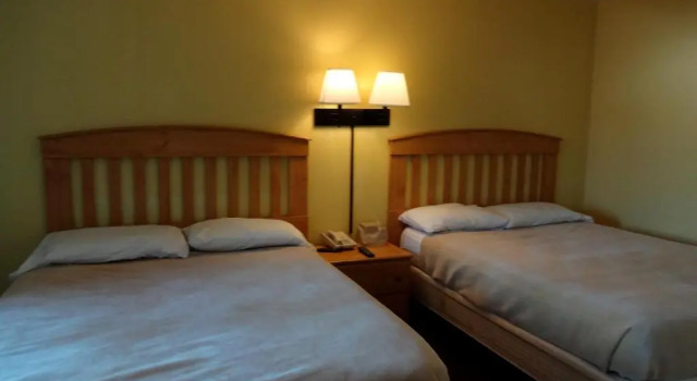 Четырёхместный номер Standard The Cottage Inn at Mount Shasta