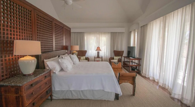 Ocean Front Luxury Villa in Golf and Beach Resort, Prenota Resort Punta Cana Repubblica Dominicana