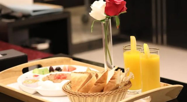 Номер Standard South Hotel Suites