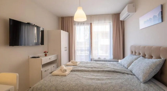 Студия Deluxe Sunny Dream Apartments