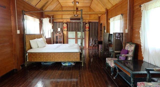 Phupha Varee Boutique Resort, Забронировать Курортный отель Отели Южного Таиланда с парковкой, Парковка
