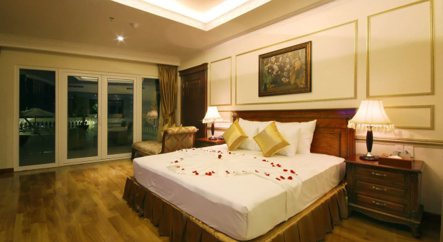 Двухместный люкс Nha Trang Palace Hotel