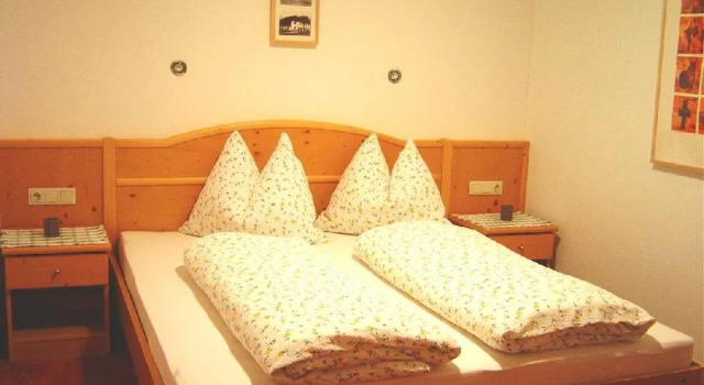 Haus Harbauer, Prenota Hotel Hotel a Tirolo con parcheggio, Parcheggio