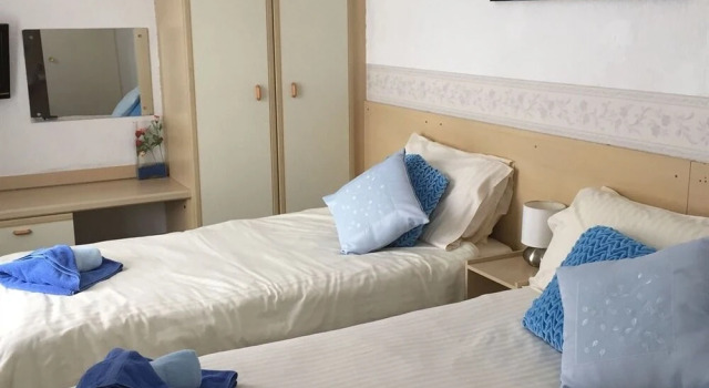 Torland, Book Hotel Paignton Devon