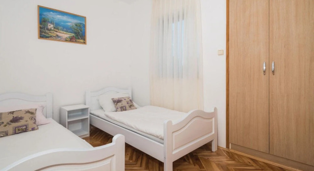 Stunning Apartment in Senj With 4 Bedrooms, Rezerwuj Apartament Senj 