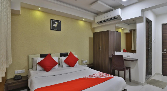 OYO 40026 Hotel Acropole, Rezerwuj Hotel Hotele w Gujarat ze śniadaniem, Śniadanie