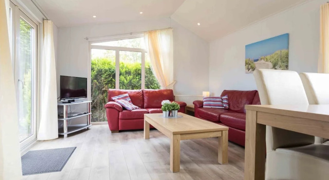 Comfortable Chalet With Dishwasher, Near the Sea in Egmond, Забронировать Шале Отели Норда 3 звезды, 3*