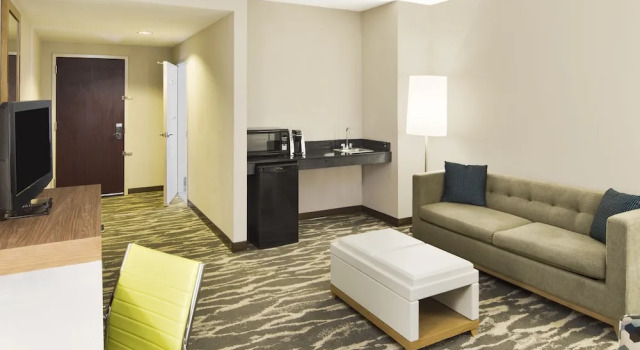 Люкс с 2 комнатами Holiday Inn Augusta West I-20 by IHG