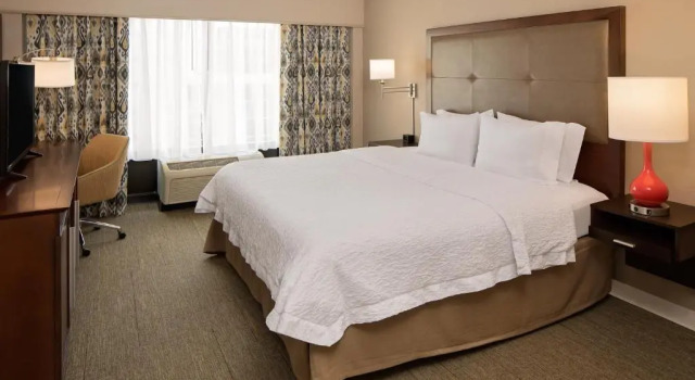 Номер Standard Hampton Inn Louisville Downtown