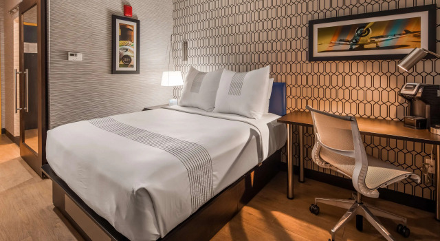 Двухместный номер Standard GLō Best Western Brooklyn NYC