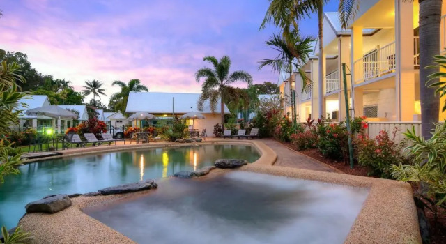 Апартаменты Deluxe Titree Resort Holiday Apartments