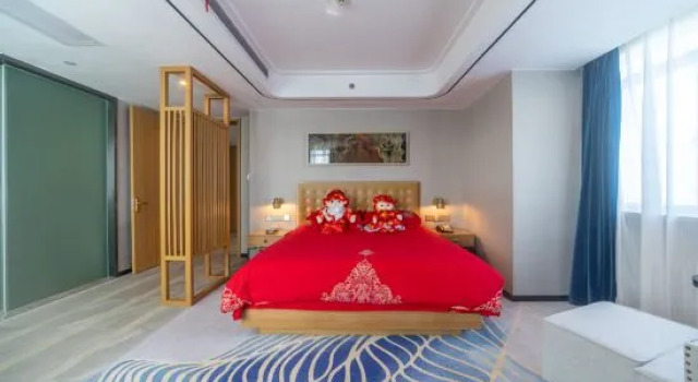 Люкс Deluxe Huicheng Hotel
