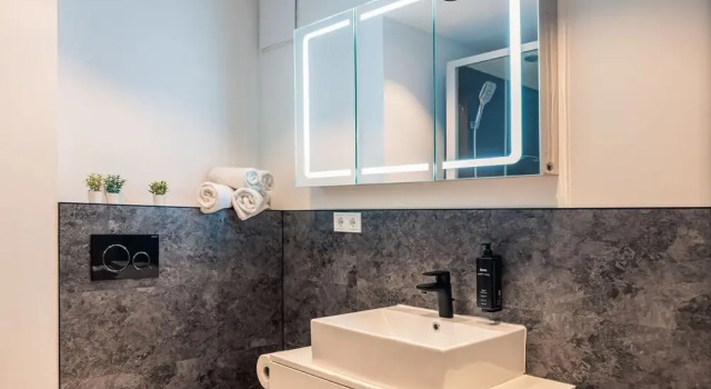 Студия Classic CREST - Riverside Lofts & Studios