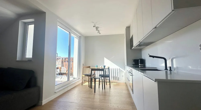 Люкс Classic Apartament Suzanne by Q4Apartments