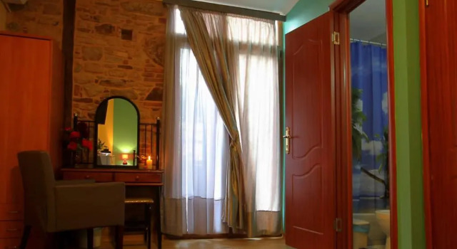 Двухместный номер Standard с балконом Ionia rooms
