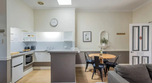 Апартаменты Albany Harbourside Apartments And Houses