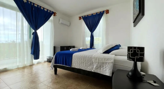 Hotel Cally, Забронировать Отель Пуэрто-Вильямиль Galápagos