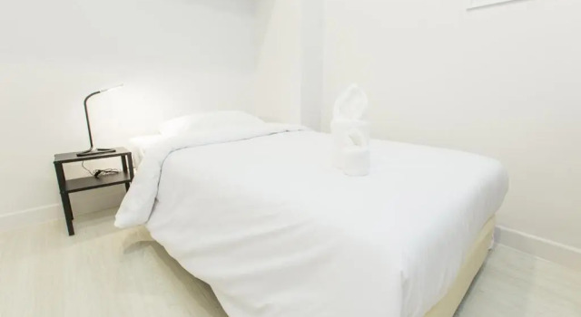 Одноместный номер Standard Metro hotel