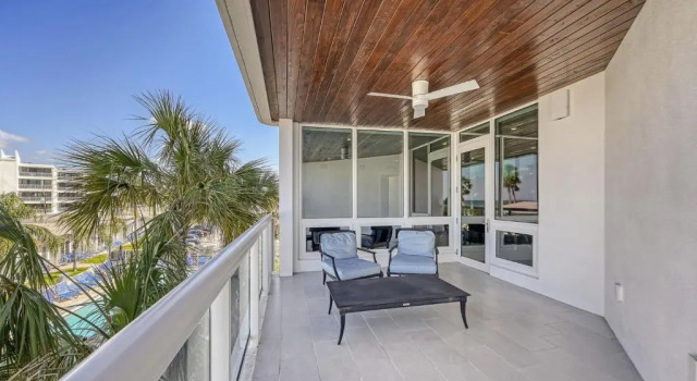 Апартаменты Superior Ten35 Seaside Rentals