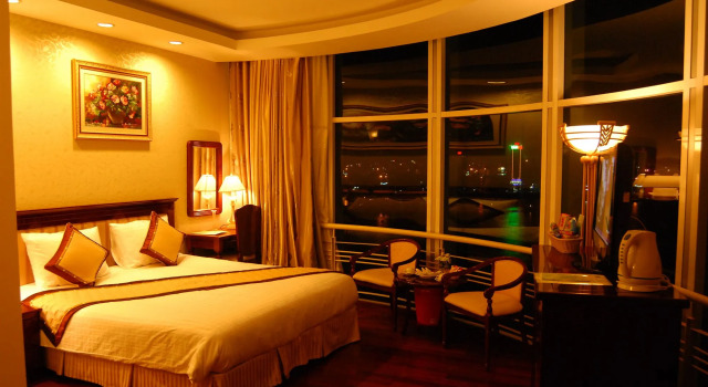 Sun River Hotel, Reserva ahora Hotel Hoteles SPA en Da Nang, cerca de Puente Cầu Rồng, SPA