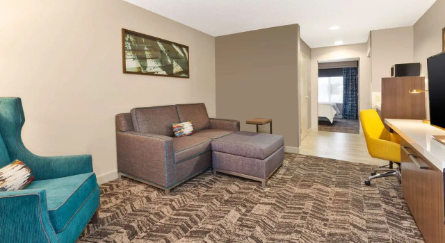 Полулюкс Hilton Garden Inn Minneapolis Maple Grove