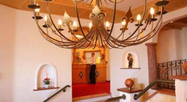 Aparthotel Raunerhof, Забронировать Отель Отели Зальцбурга 4 звезды, 4*