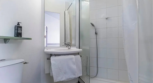 Двухместный номер B&B HOTEL Aix-en-Provence Meyreuil Sainte-Victoire