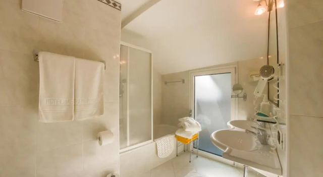 Двухместный номер Standard с видом на горы Classic Hotel Meranerhof
