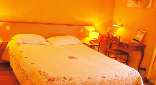 Hotel Le Bellevue, Book Hotel Hoteller i Burgund med parkering, Parkering