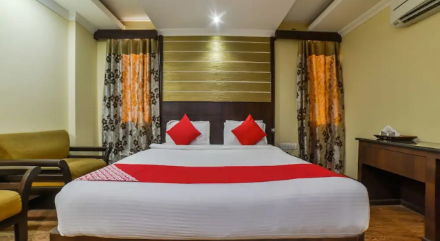 OYO 4668 Hotel Ocean Residency, Book Hotel Hotels in Goa with a Pool, Swimming Pool