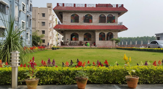 Panthashala, Boek Hotel Hotels in Bolpur met zwembad, Zwembad