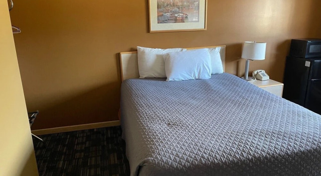 Номер Standard Lakeside Motor Inn