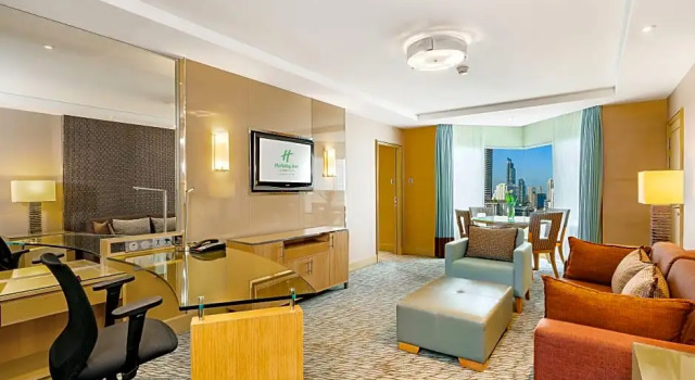 Двухместный люкс Premium c 1 комнатой с видом на город Holiday Inn Bangkok Silom by IHG
