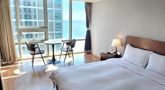 Двухместный номер Standard с частичным видом на море Haeundae Seacloud Hotel Residence