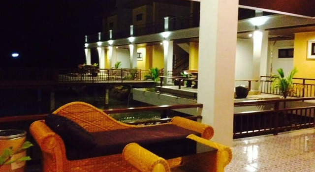 Suanmak Resort, Varaa Lomakeskus Hotellit North-Eastern Thailand pysäköinnillä, Pysäköinti